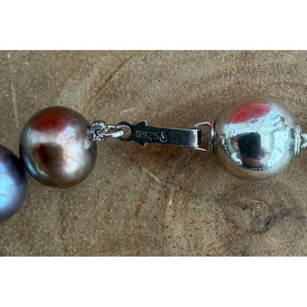 Genuine Peacock Tahitian Cultured Pearl Necklace with Sterling Silver Clasp - Picture 12 of 16